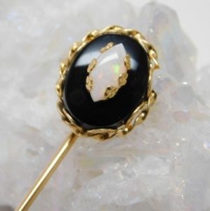 Victorian period 14k opal and onyx hat pin